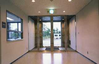 職員用入口